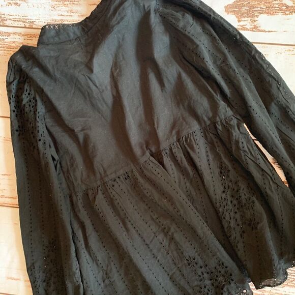 Urban Outfitter black top. NWOT medium - Picture 5 of 11